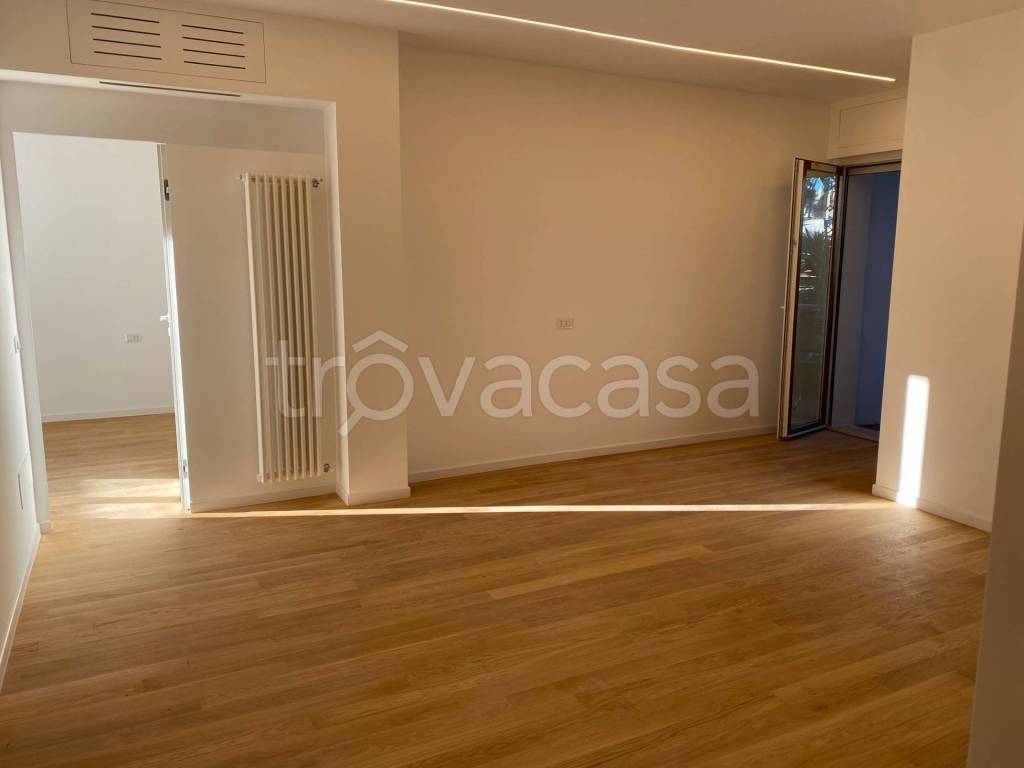 appartamento in vendita a Roma in zona Monte Sacro/Talenti