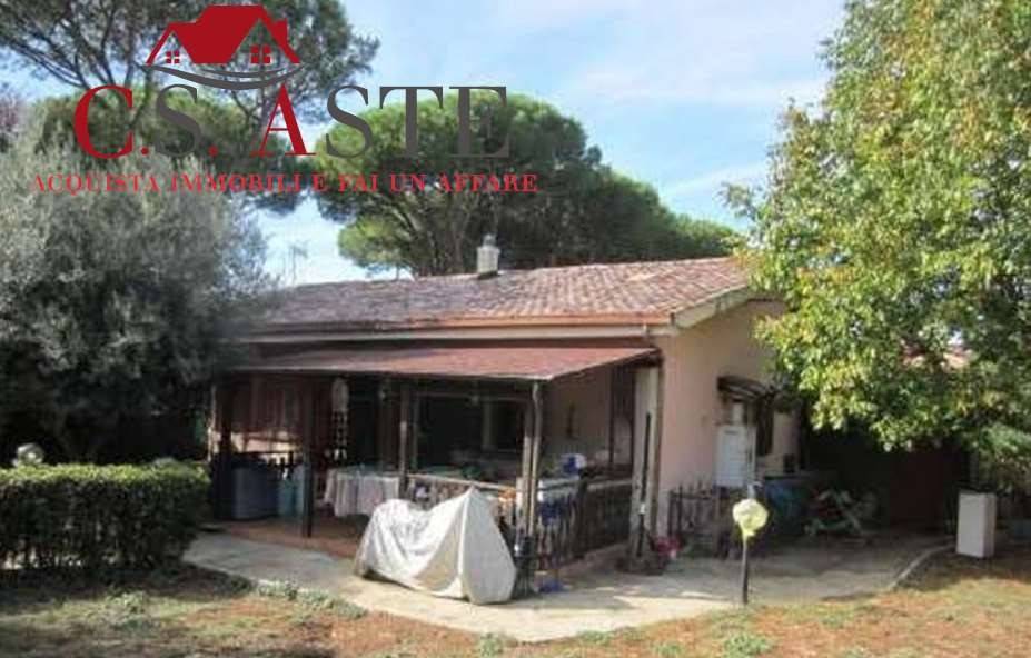 casa indipendente in vendita a Roma in zona Giardini di Corcolle