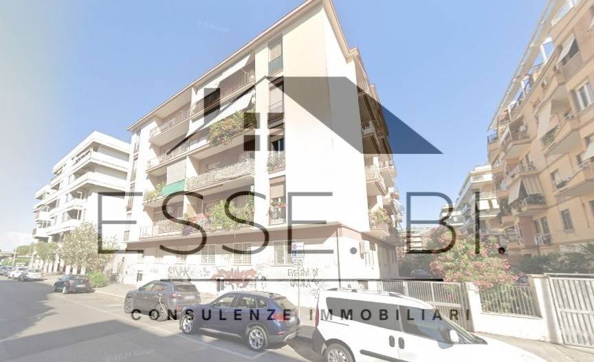 appartamento in vendita a Roma in zona Ostia