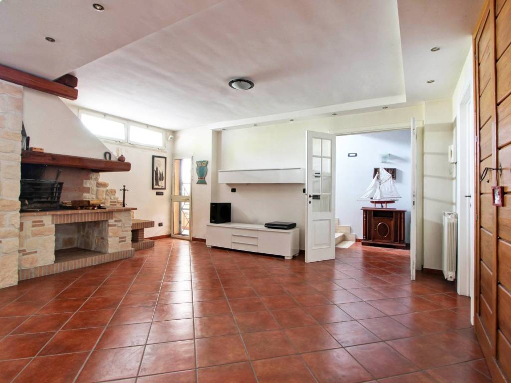 casa indipendente in vendita a Roma in zona Casal Boccone