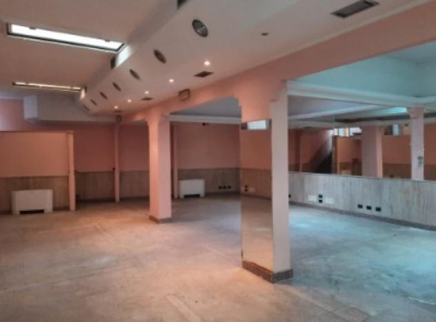 ufficio in vendita a Roma in zona Borghesiana