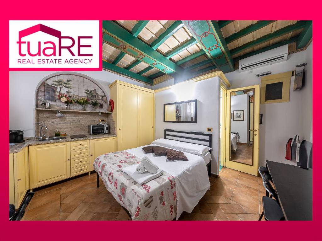 appartamento in vendita a Roma in zona Rione Regola