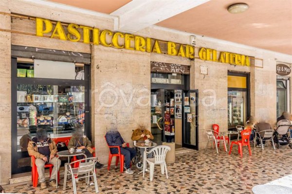 casa indipendente in vendita a Roma in zona Tuscolano