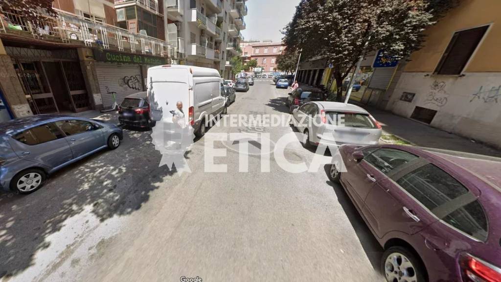 appartamento in vendita a Roma in zona Tuscolano