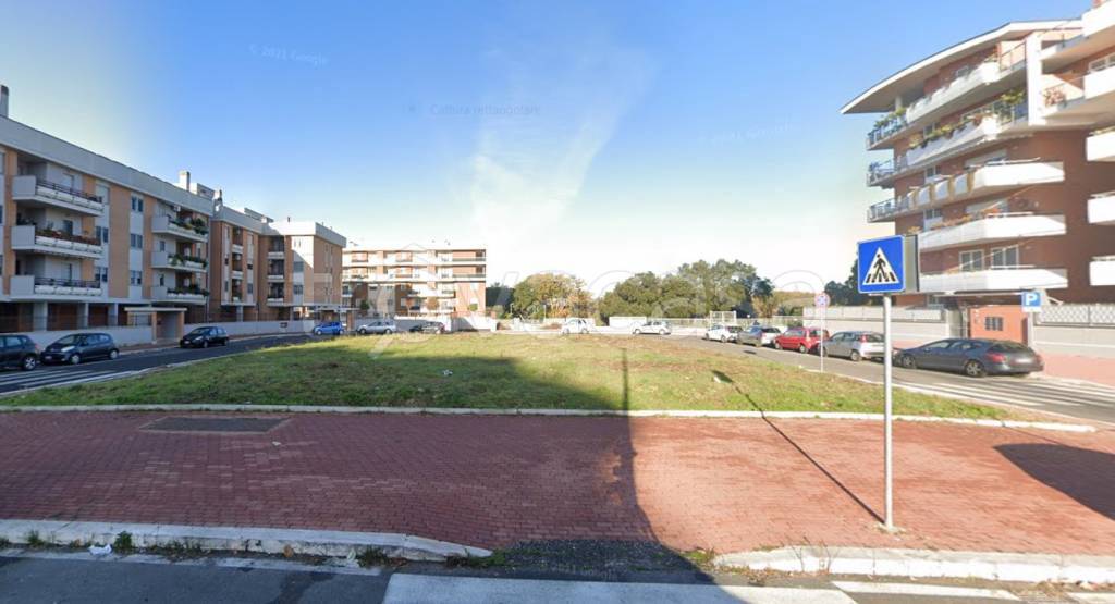 locale commerciale in vendita a Roma in zona Celio