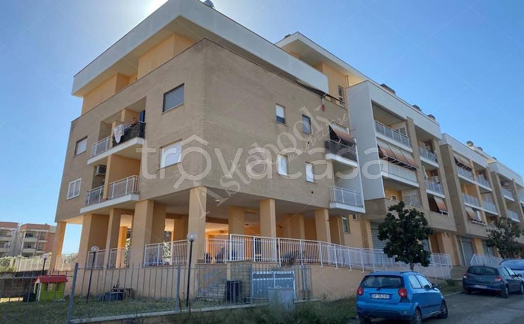 appartamento in vendita a Roma in zona Ponte di Nona