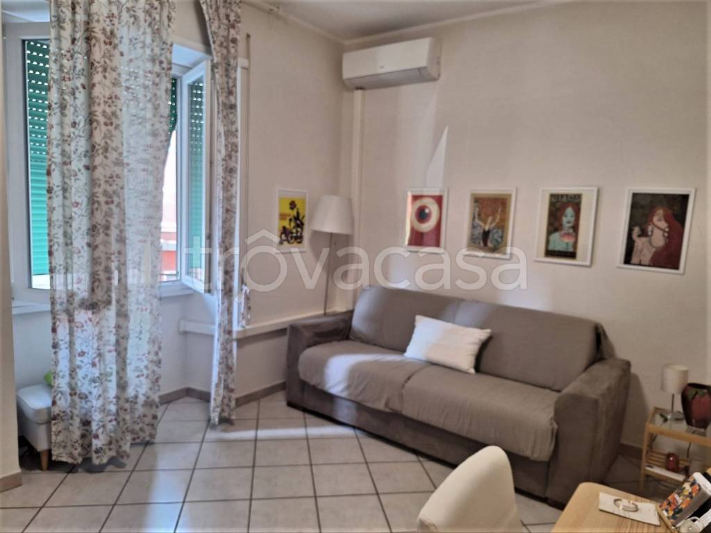 appartamento in vendita a Roma in zona Prenestino-Labicano