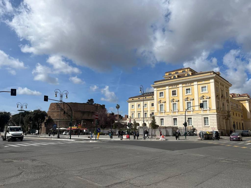 appartamento in vendita a Roma in zona Castro Pretorio