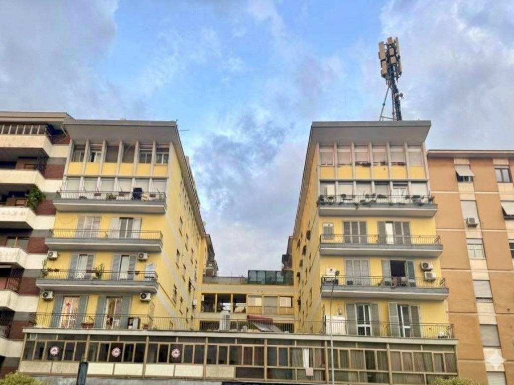 appartamento in vendita a Roma in zona Appio Claudio