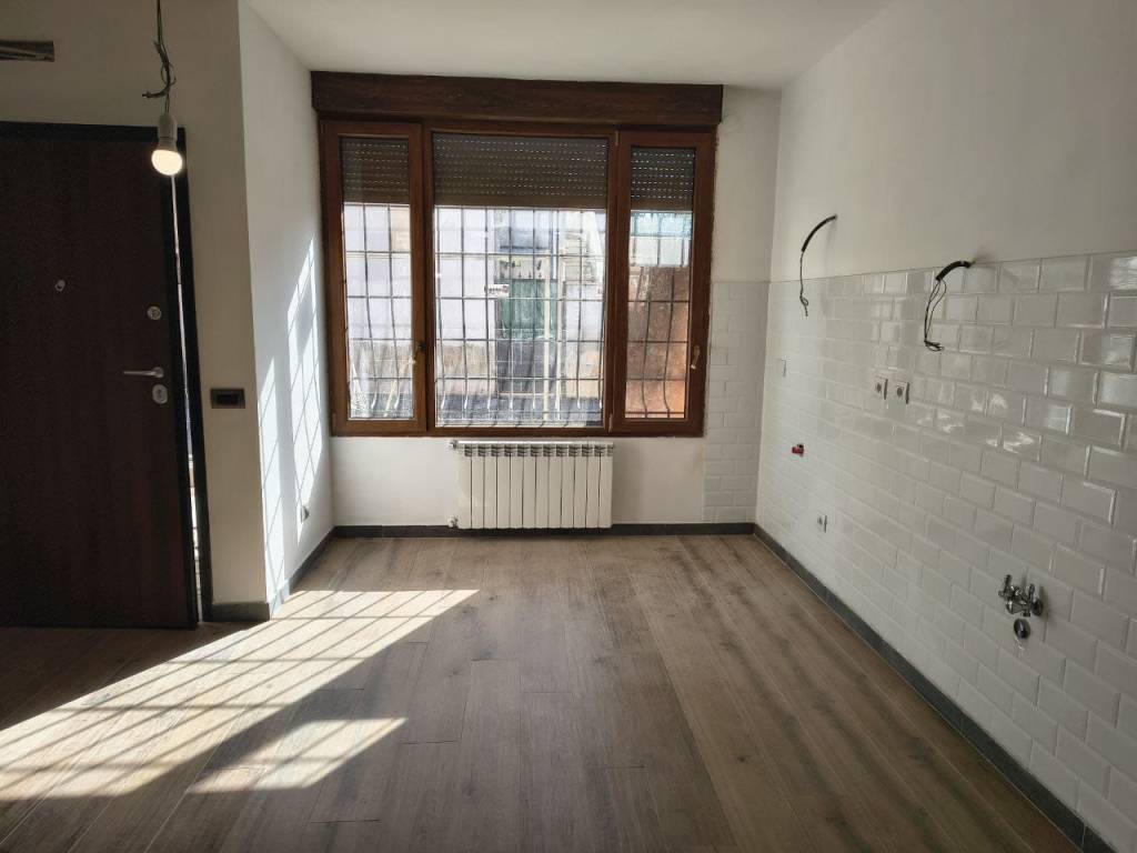 casa indipendente in vendita a Roma in zona Appio Latino