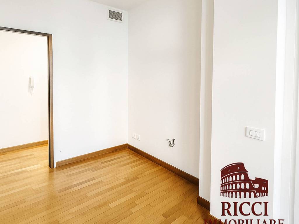 ufficio in vendita a Roma in zona EUR