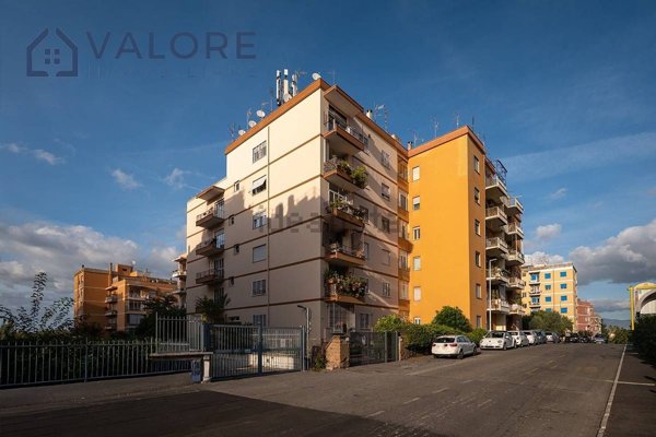 appartamento in vendita a Roma in zona Monte Sacro/Talenti