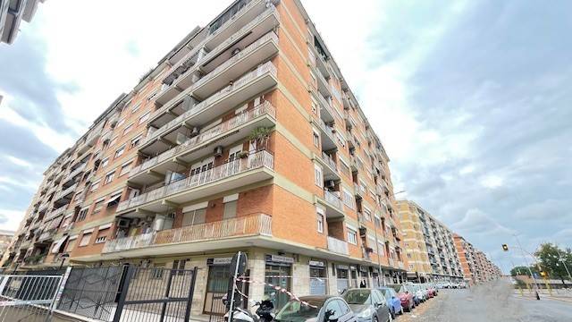 appartamento in vendita a Roma in zona Prenestino-Centocelle