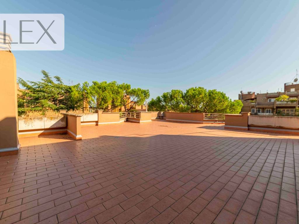 appartamento in vendita a Roma in zona Monte Sacro/Talenti