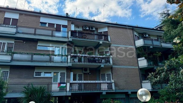 appartamento in vendita a Roma in zona EUR