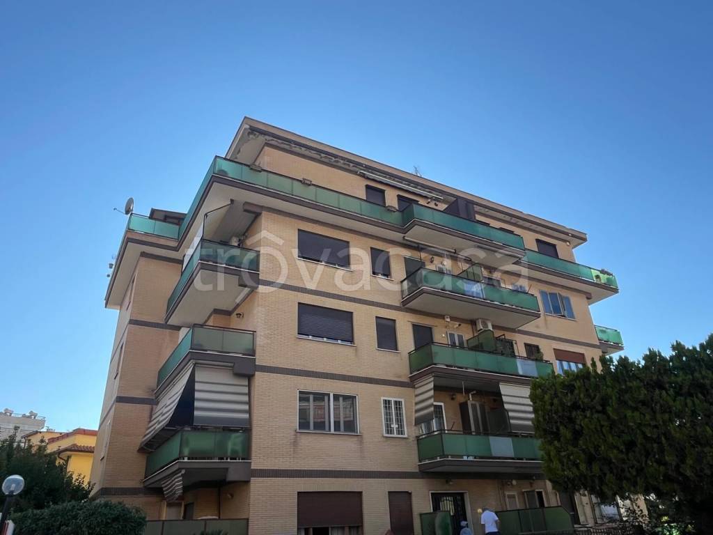 appartamento in vendita a Roma in zona Ottavia
