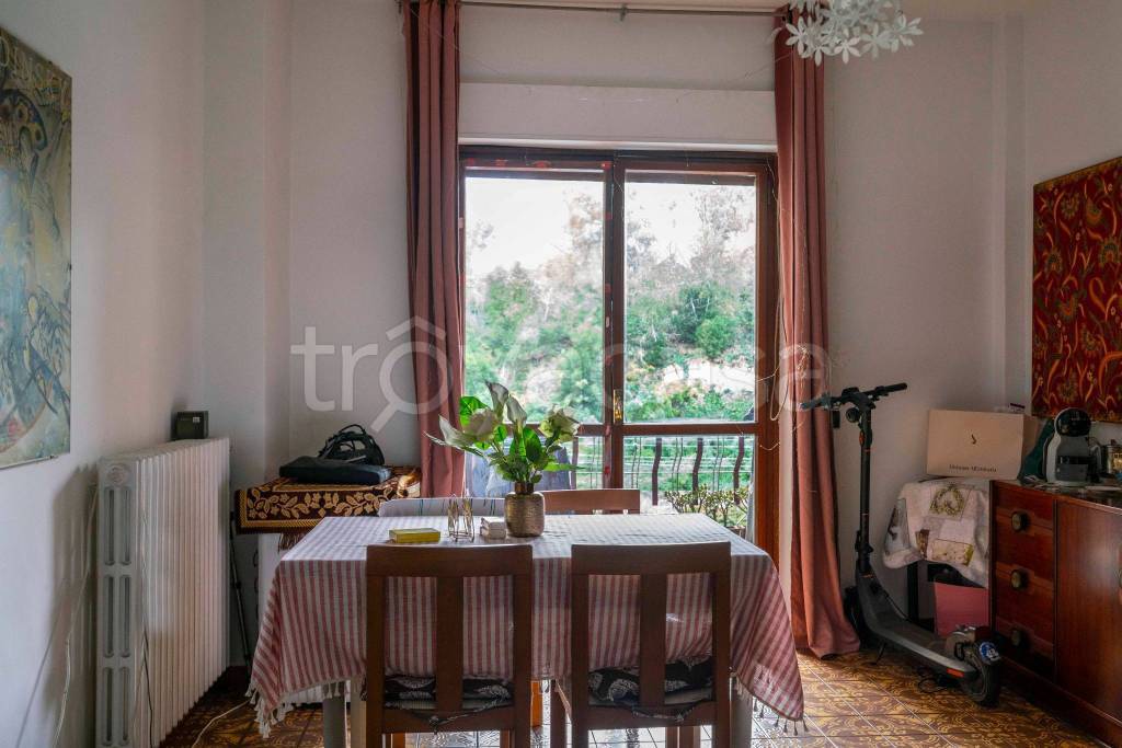 appartamento in vendita a Roma in zona Gianicolense