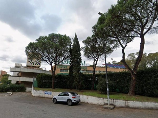 negozio in vendita a Roma in zona Giuliano Dalmata