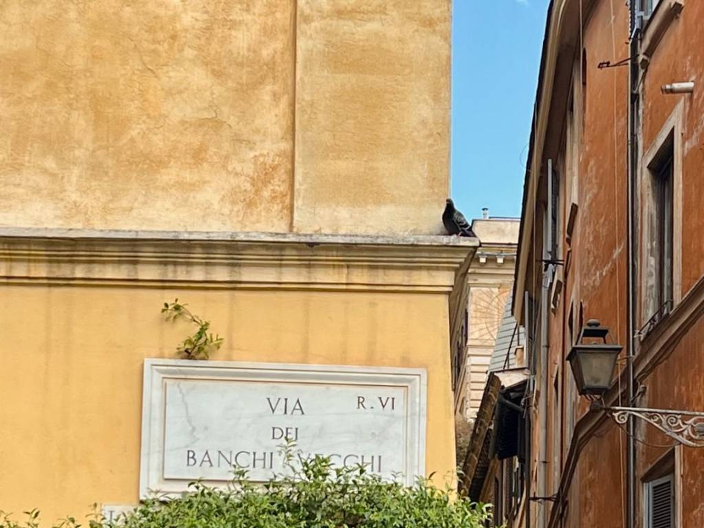 appartamento in vendita a Roma in zona Rione di Ponte