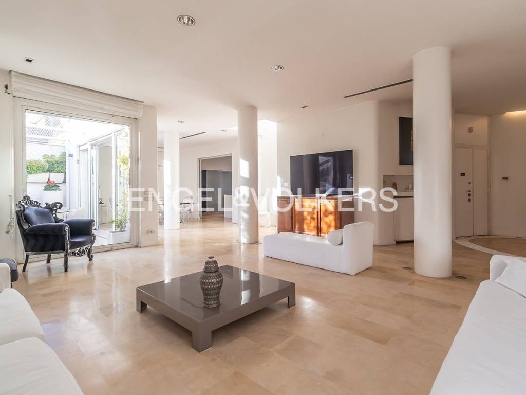 appartamento in vendita a Roma in zona Nomentano