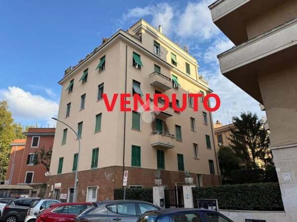 appartamento in vendita a Roma in zona Appio Latino