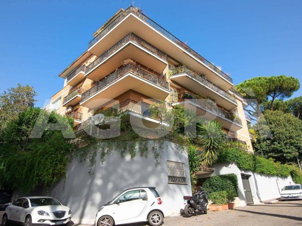 appartamento in vendita a Roma in zona Grottarossa