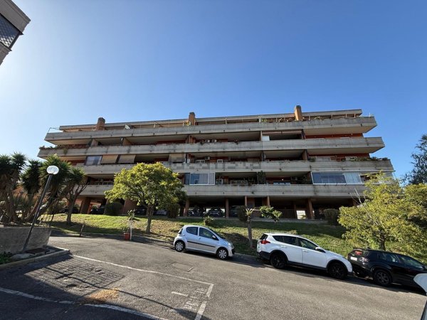 appartamento in vendita a Roma in zona Vitinia