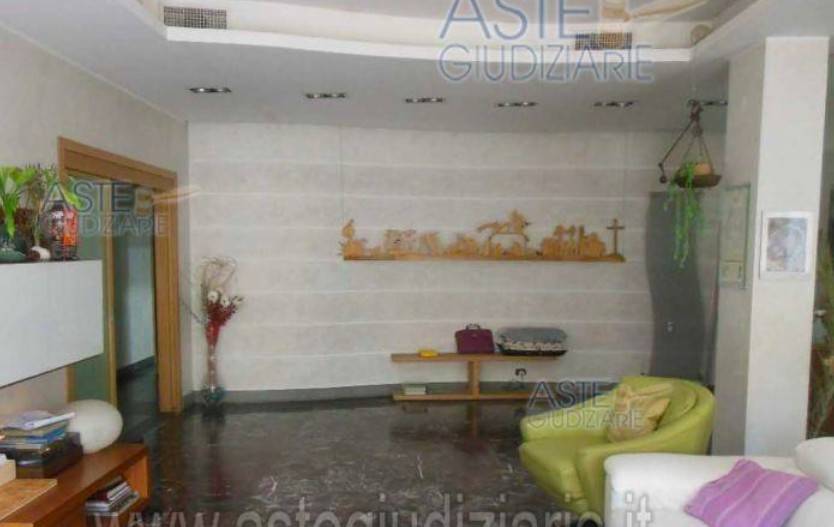 appartamento in vendita a Roma in zona Tor di Quinto