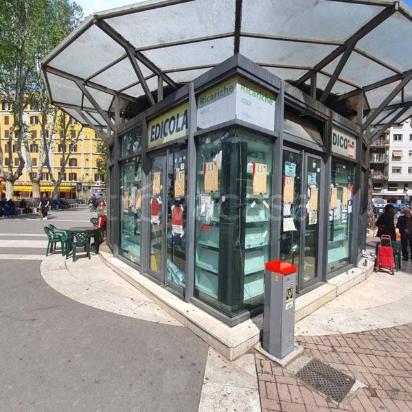 negozio in vendita a Roma in zona Tiburtino