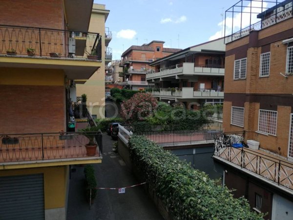 appartamento in vendita a Roma in zona Monte Sacro/Talenti