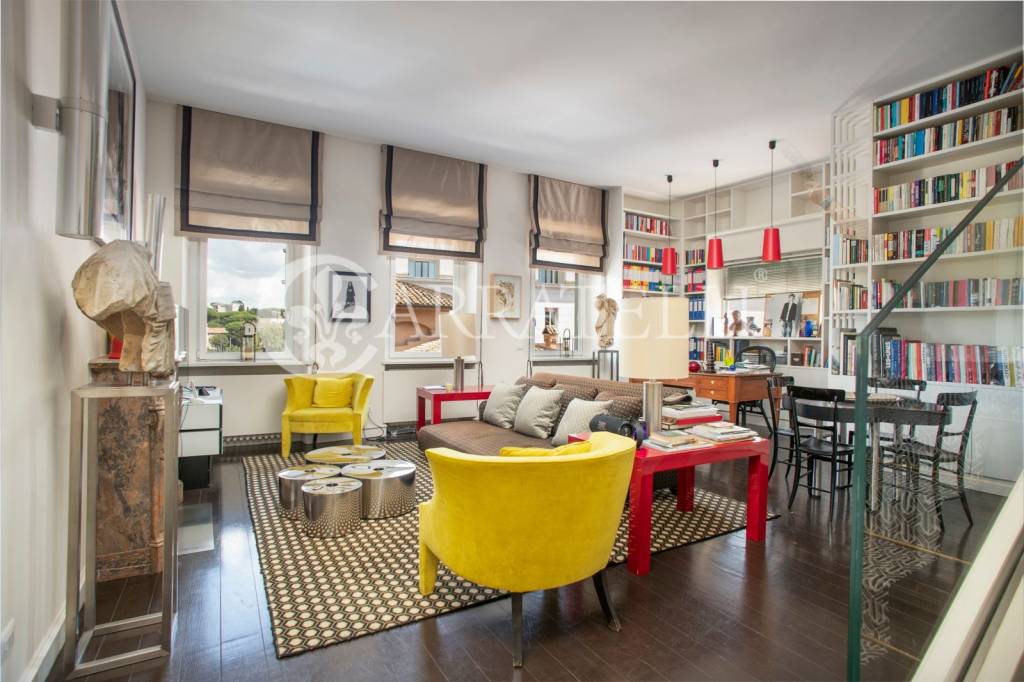 appartamento in vendita a Roma in zona Trastevere