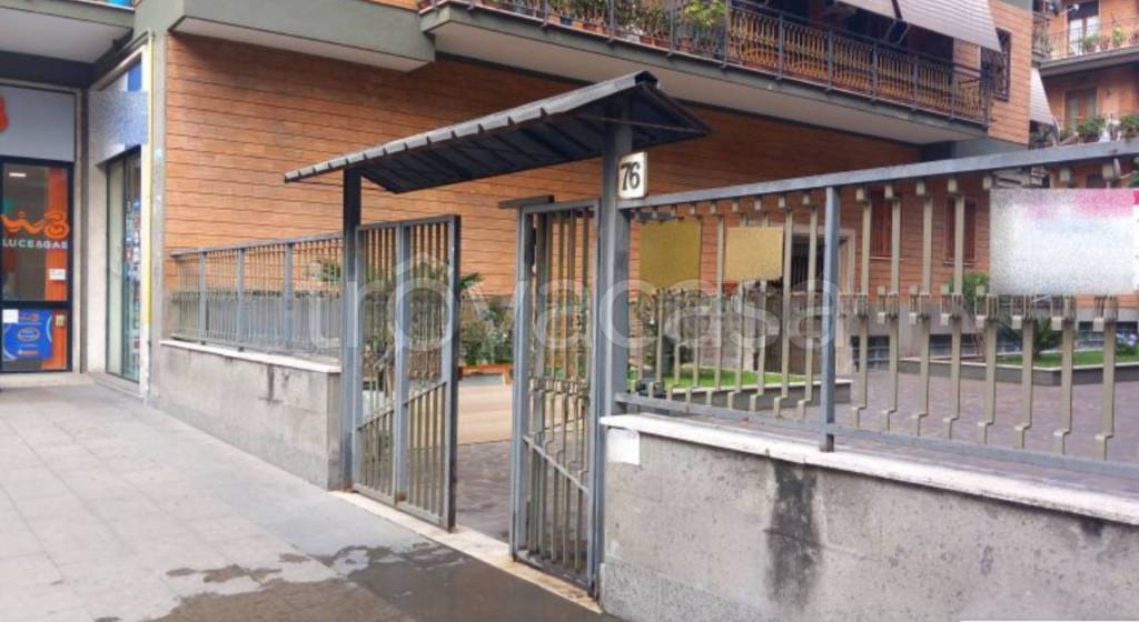 appartamento in vendita a Roma in zona Prenestino-Labicano