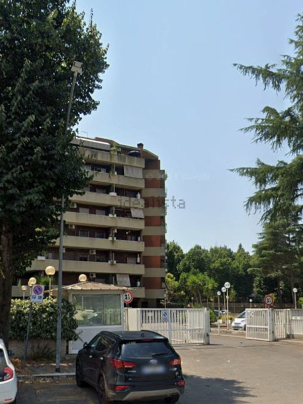 appartamento in vendita a Roma in zona Vigna Murata
