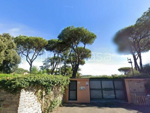 casa indipendente in vendita a Roma in zona Torricola
