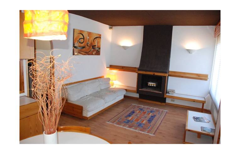 appartamento in vendita a Roma in zona Axa