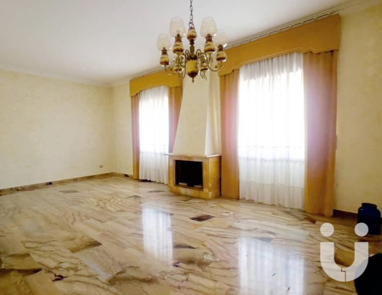 appartamento in vendita a Roma in zona Ostiense