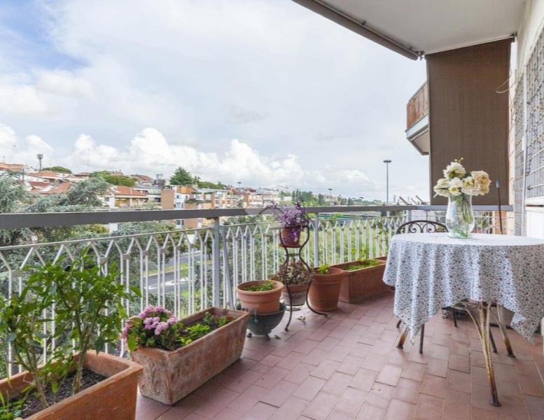 appartamento in vendita a Roma in zona Gianicolense