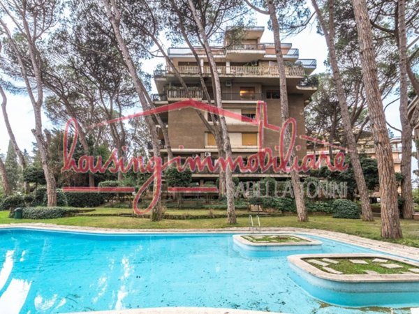 appartamento in vendita a Roma in zona Tor di Quinto