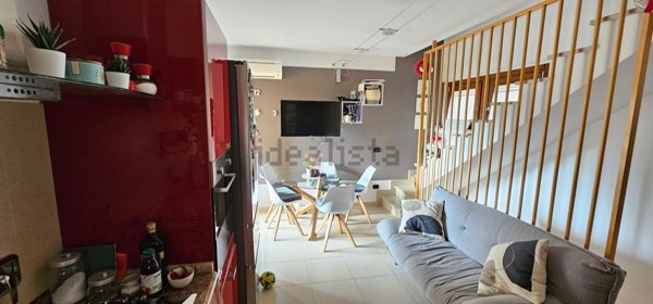 appartamento in vendita a Roma in zona Valle Muricana