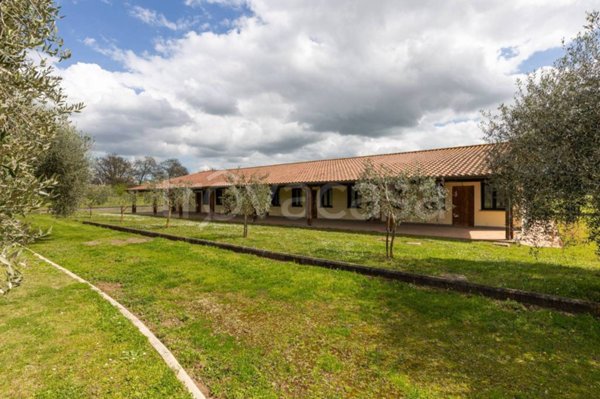 casa indipendente in vendita a Roma in zona Tor di Quinto