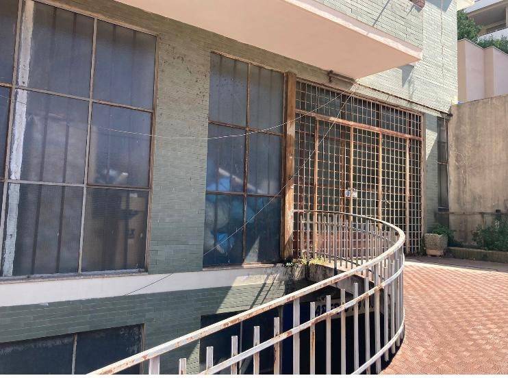 locale commerciale in vendita a Roma in zona Aurelio