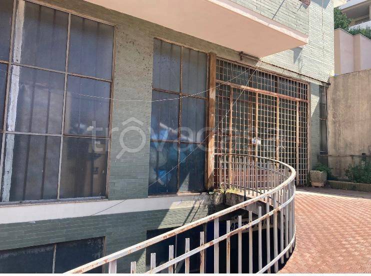 locale commerciale in vendita a Roma in zona Aurelio