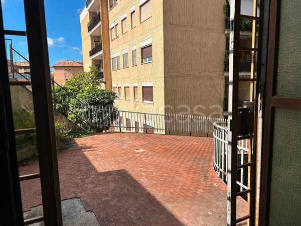 negozio in vendita a Roma in zona Aurelio