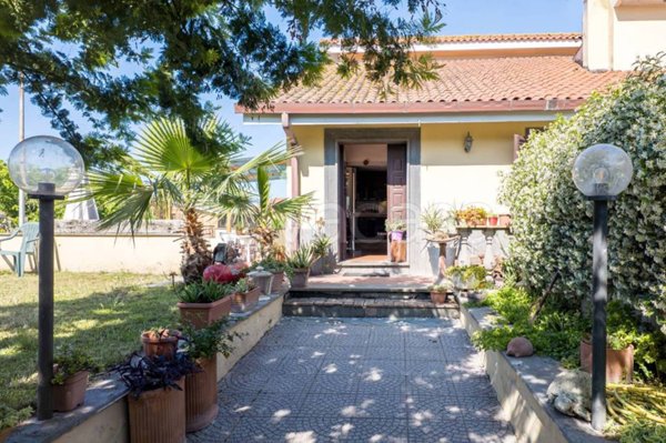 appartamento in vendita a Roma in zona Castel di Leva