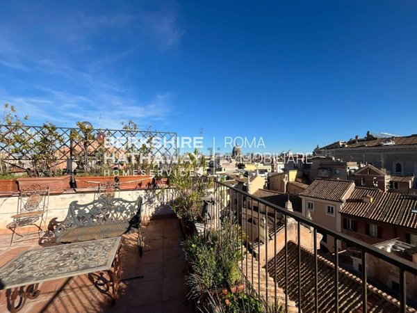 appartamento in vendita a Roma in zona Campo Marzio