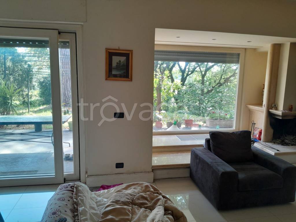 appartamento in vendita a Roma in zona Tor di Quinto