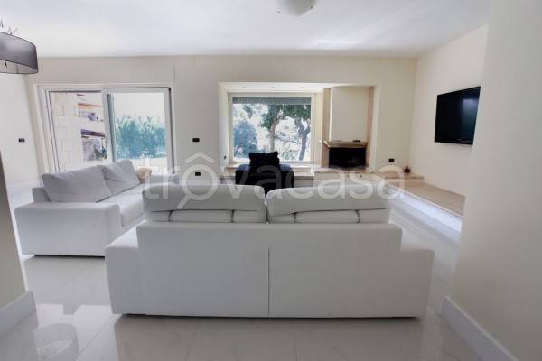 appartamento in vendita a Roma in zona Tor di Quinto