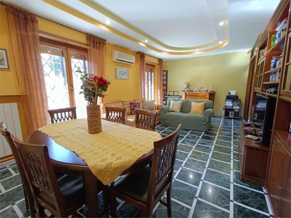 appartamento in vendita a Roma in zona Finocchio