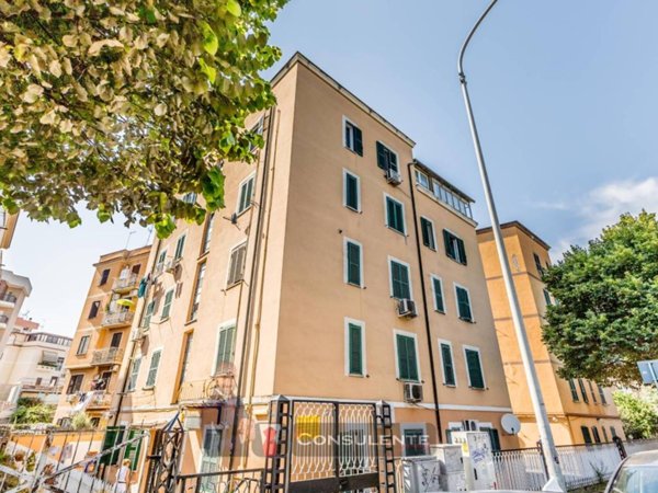 appartamento in vendita a Roma in zona Prenestino-Centocelle