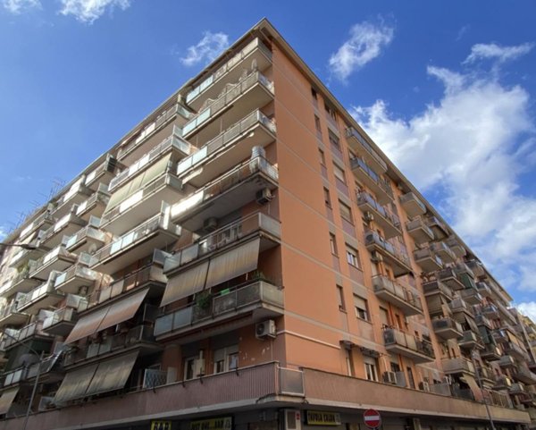 appartamento in vendita a Roma in zona Cinecittà